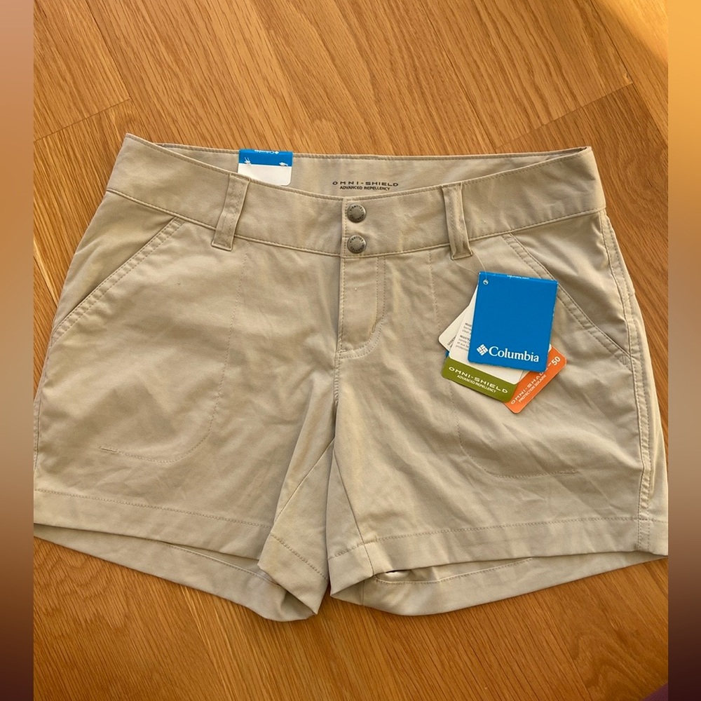 Columbia Saturday Trail Shorts size 6 NWT!